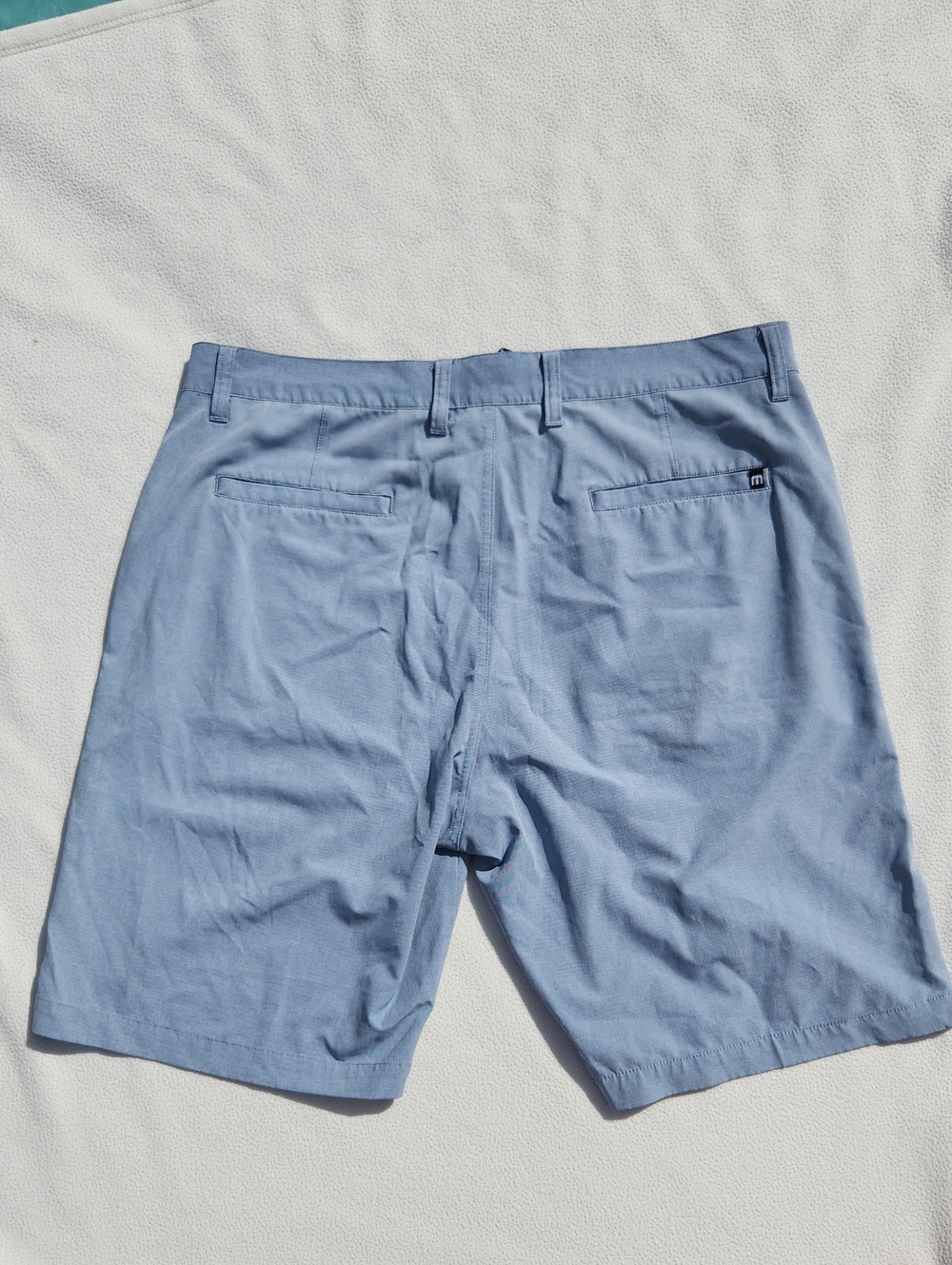 TravisMathew Men’s Light Blue Performance Golf Chino Shorts - Size 36 - Picture 2 of 10